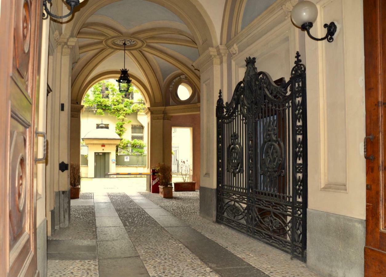 18 Alfieri Lägenhet Turin Exteriör bild